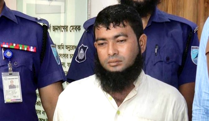 ‘রুটিপড়া’ খেয়ে ব্যবসায়ী গুরুতর অসুস্থ, কবিরাজ গ্রেফতার